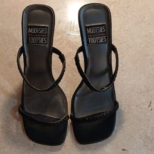 Mootsies Tootsies Elegant Black Heels Sz 8.5